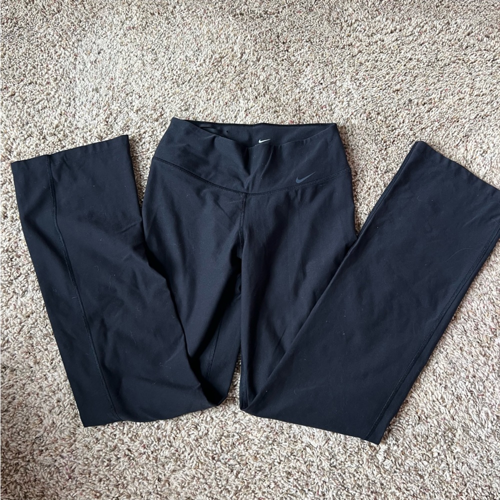 Black Nike Flare Leggings